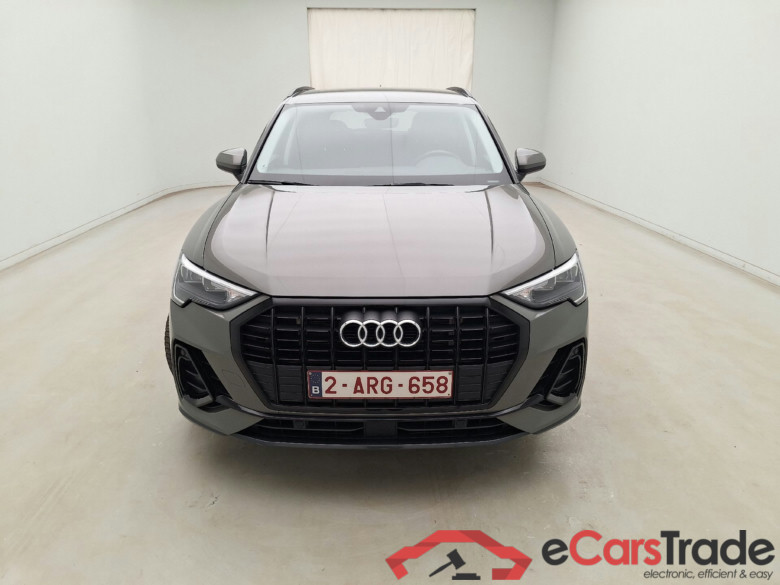 Audi, Q3 '18 PHEV, Q3 45 TFSie PHEV 180kW SL.Str. #1