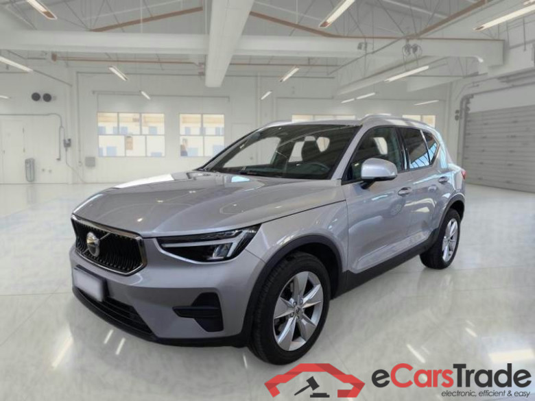 VOLVO XC40 / 2021 / 5P / SUV B3 AUTOMATICO CORE #1