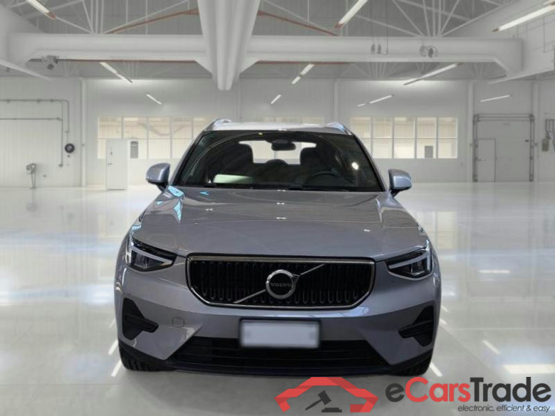 VOLVO XC40 / 2021 / 5P / SUV B3 AUTOMATICO CORE #6