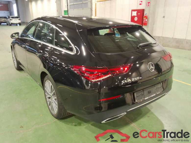 MERCEDES-BENZ CLA SHOOTING BRAKE 1.3 CLA 250 E BUSINESS SOLUTION DCT #2