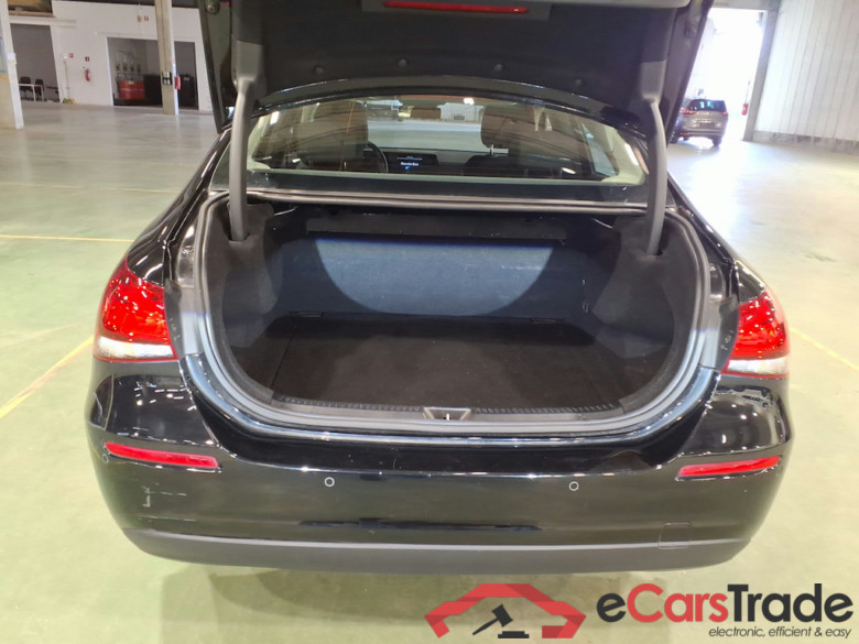 MERCEDES-BENZ A-CLASS LIMOUSINE 2.0 A 180 D BUSINESS SOLUTION DCT #3