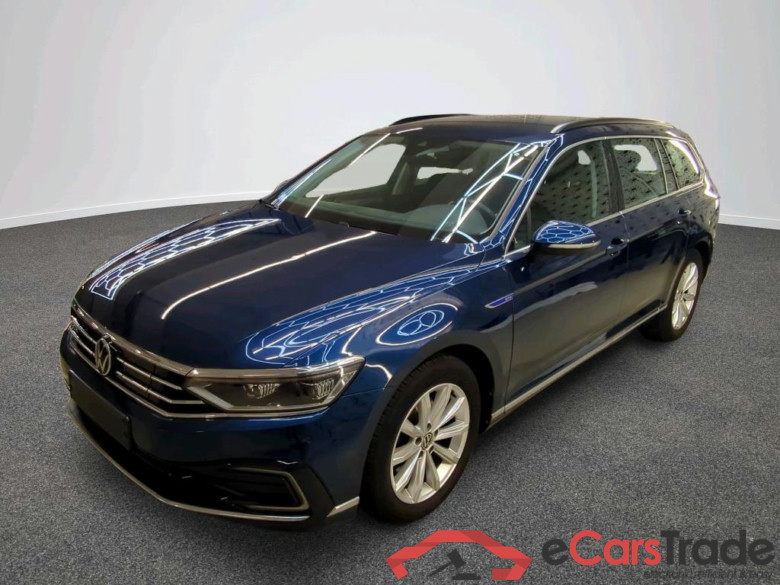 Passat Variant GTE 1.4 TSI 160KW AT6 E6d #1