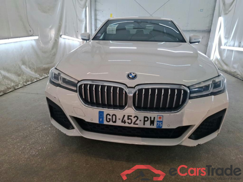 BMW Série 5 / 2020 / 4P / Berline 545e xDrive 394ch M Sport BVA8 #1