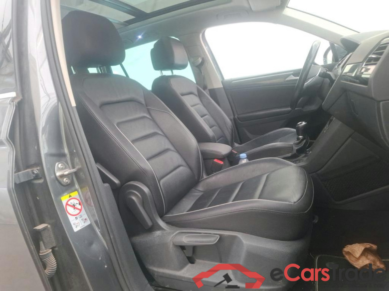 VOLKSWAGEN Tiguan 5p SUV 2.0 TDI 150 Carat Exclusive #6