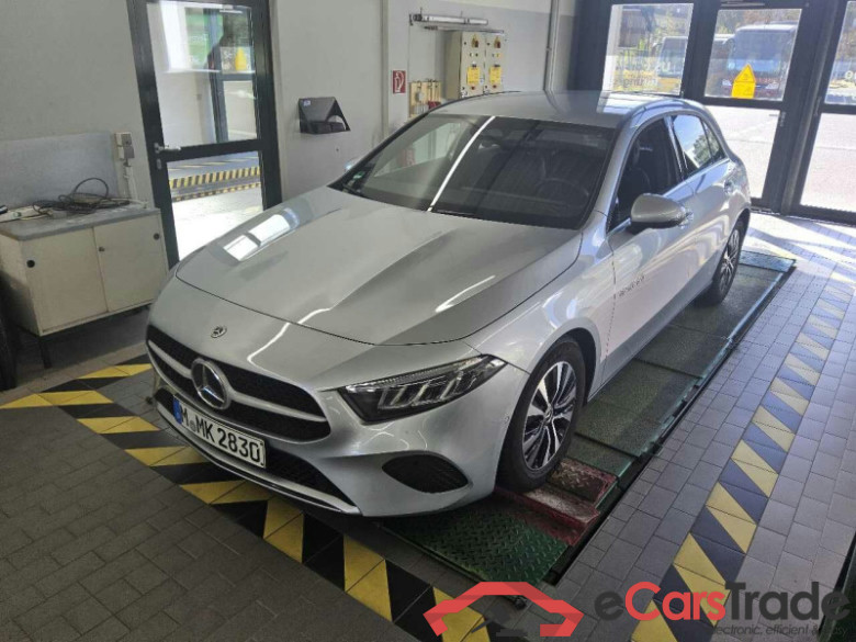 Mercedes-Benz A-Class - LimS5 A 180 d EU6d, (Facelift) 2022 - 2024 A 180 D #1