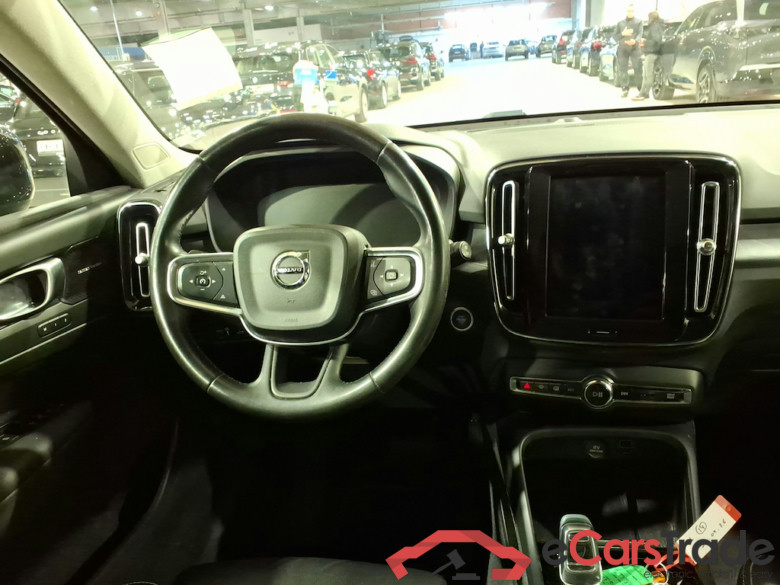 VOLVO XC40 1.5 T4 PHEV PLUS DARK DESIGN DCT #6