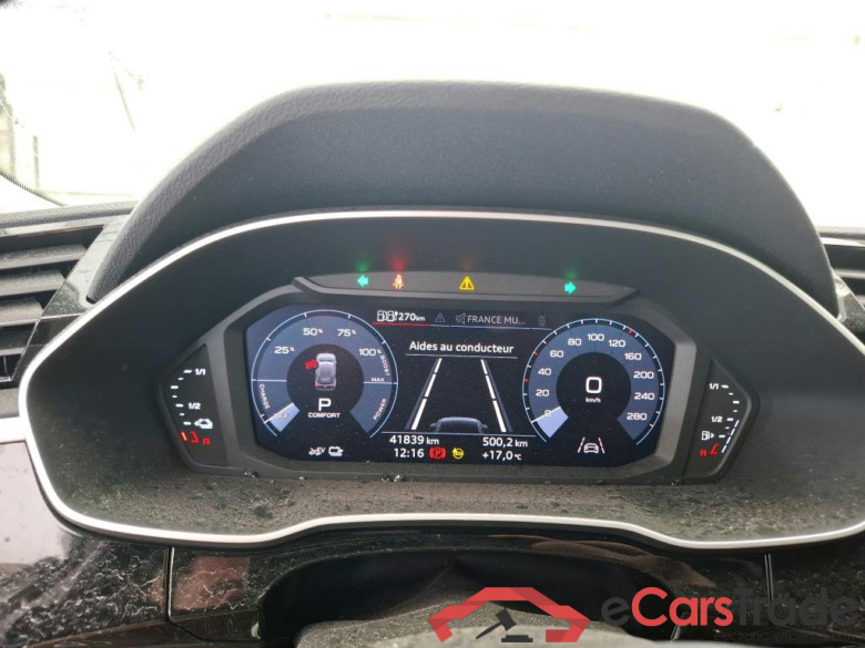 AUDI Q3 / 2018 / 5P / SUV 45 TFSI E 245 S TRONIC DESIGN #6
