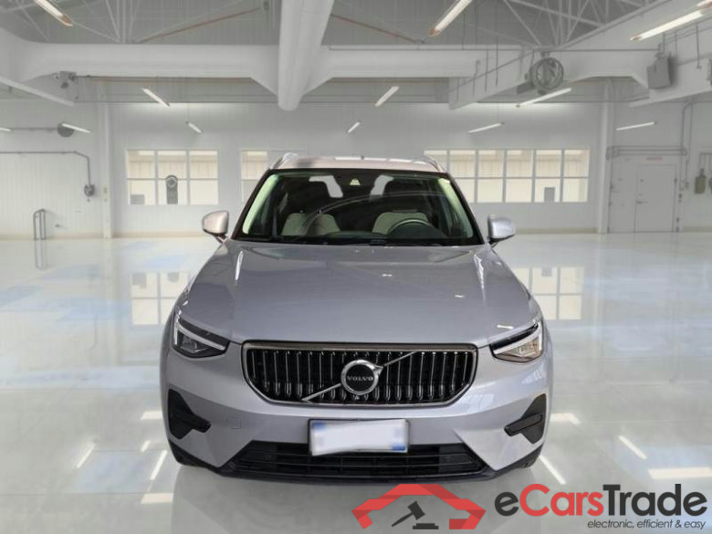 VOLVO XC40 / 2021 / 5P / SUV T4 RECHARGE PLUG-IN AUTO ESSENTIAL #6