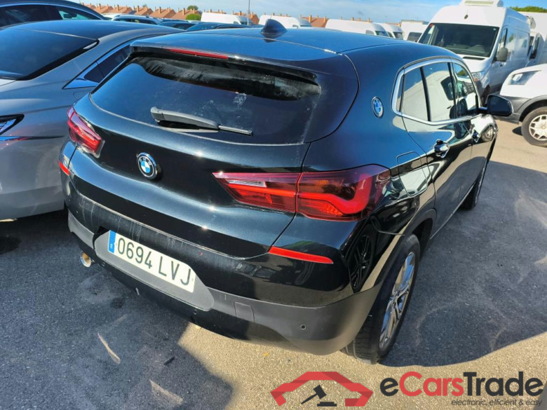 BMW X2 / 2017 / 5P / todoterreno sDrive18i (CX3) #2