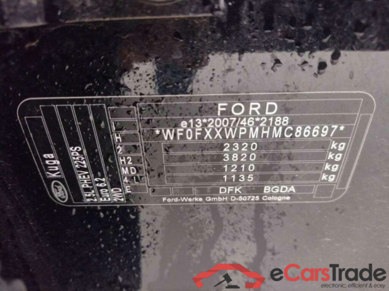 FORD KUGA 2.5 PHEV Titanium #6