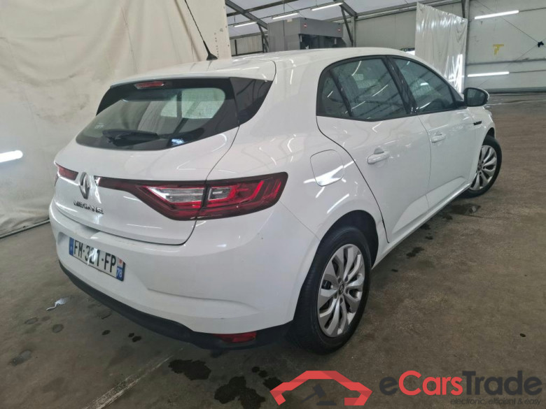 Megane IV Berline 5pt. Société Air Nav 1.5 dCi 90CV BVM6 E6 #3