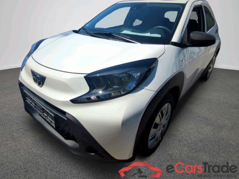 Aygo X 1.0 53KW MT5 E6d #1