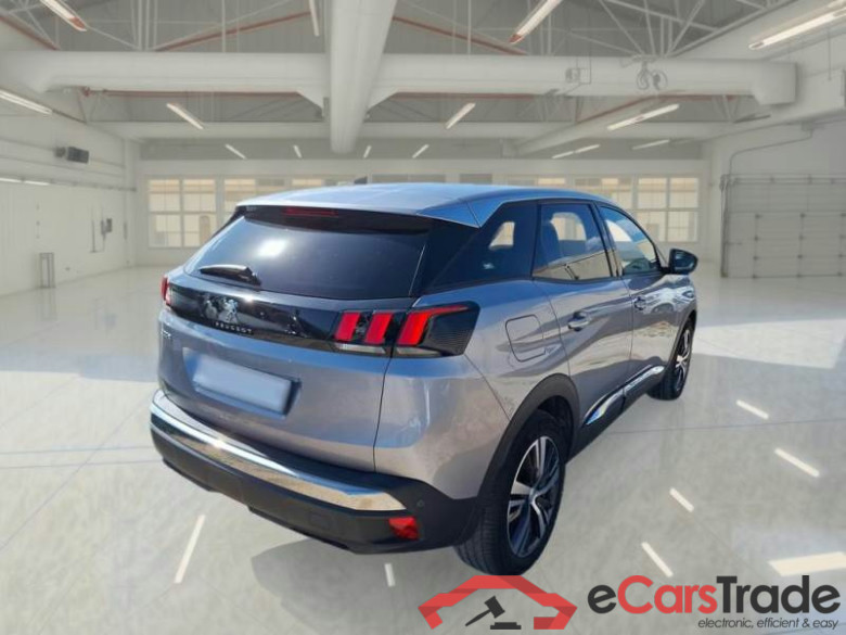 PEUGEOT 3008 / 2020 / 5P / SUV BLUEHDI 130 EAT8 SeS ALLURE #2