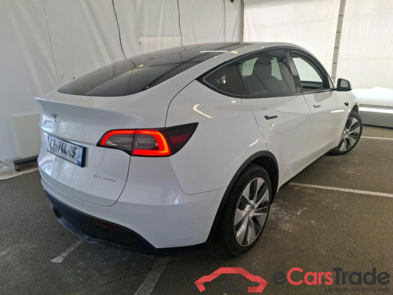 TESLA Model Y / 2020 / 5P / SUV Grande Autonomie Dual Motor AWD #4