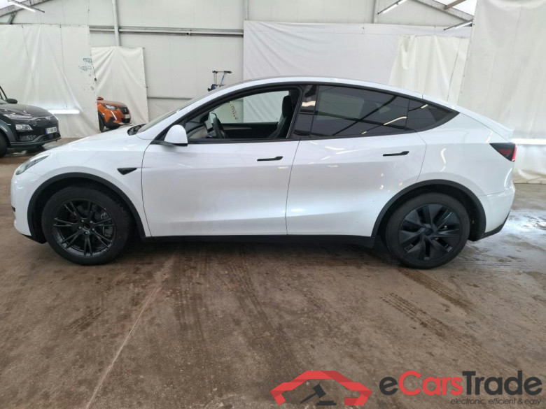 TESLA Model Y / 2020 / 5P / SUV Grande Autonomie RWD #4