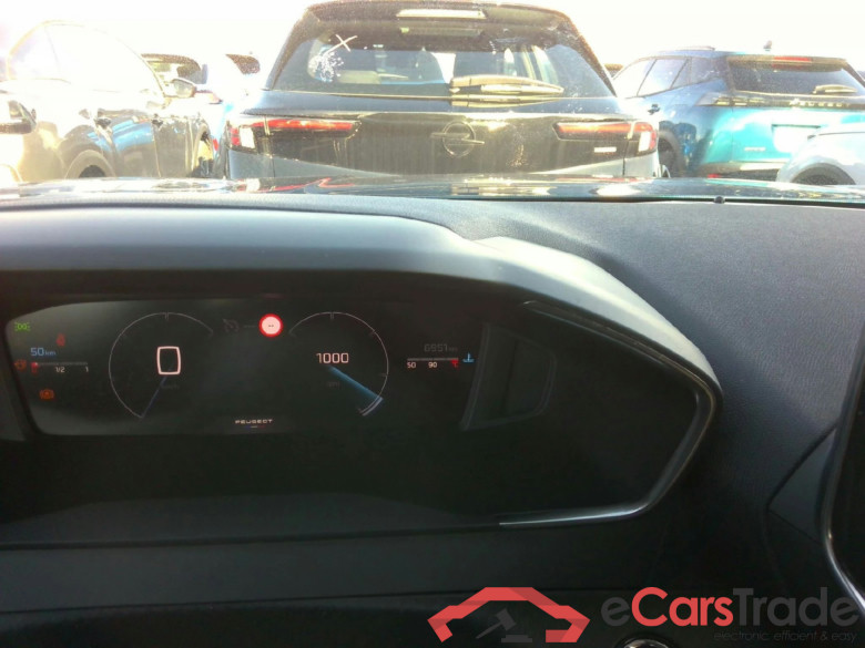 Peugeot 2008 Allure 100 S&S BVM6 #5