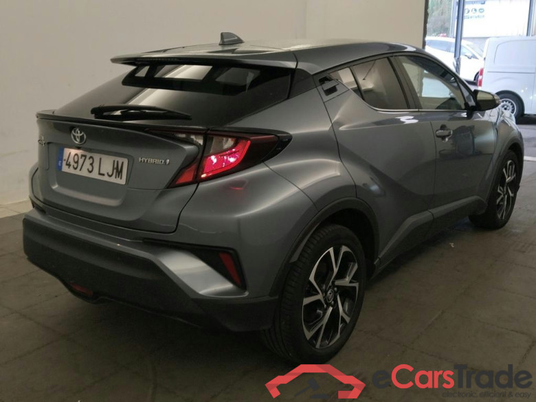 TOYOTA C-HR / 2019 / 5P / todoterreno 1.8 125H Advance #2