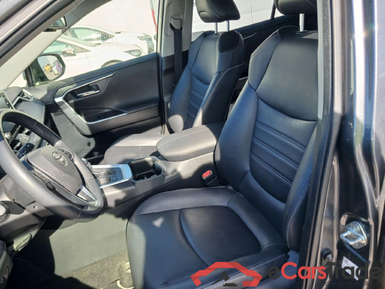 TOYOTA Rav4 / 2018 / 5P / todoterreno 2.5l 220H Advance #6