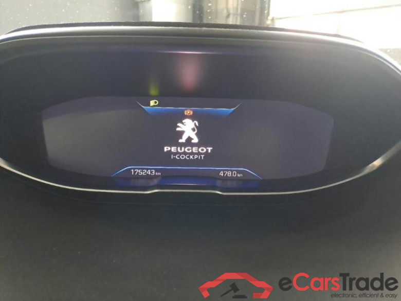 PEUGEOT 3008 / 2020 / 5P / SUV BLUEHDI 130 EAT8 SeS ALLURE #4
