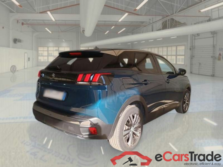 PEUGEOT 3008 / 2020 / 5P / SUV BLUEHDI 130 EAT8 SeS ALLURE #2