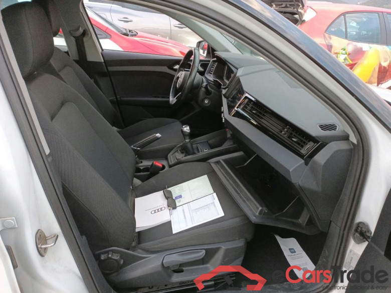 AUDI A1 / 2018 / 5P / berlina con portón Sportback Advanced 25 TFSI 70kW (95CV) (CX) #6