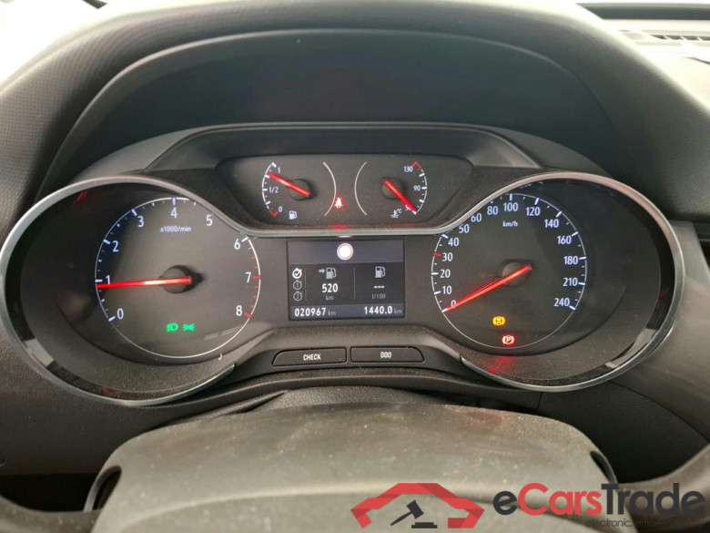 Crossland X Business Elegance 1.2 Turbo 110CV BVM6 E6d #6