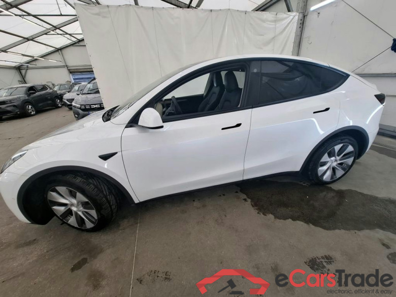 TESLA Model Y / 2020 / 5P / SUV Long Range Dual Motor AWD #4