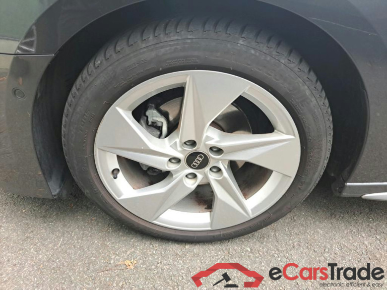 AUDI A3 BERLINE 1.5 TFSI 35 110KW S LINE #6