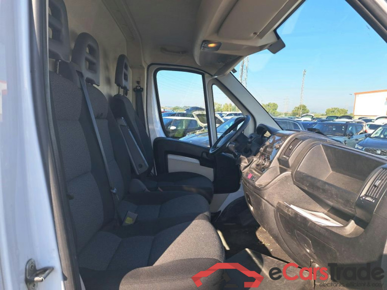 FIAT Ducato / 2014 / 4P / furgón 33 L2 H2 2.3 1 (88 kW) Euro 6d-temp #6