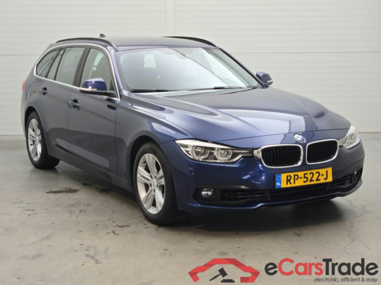 BMW 3-SERIE TOURING 318i Corporate Lease Executive #2