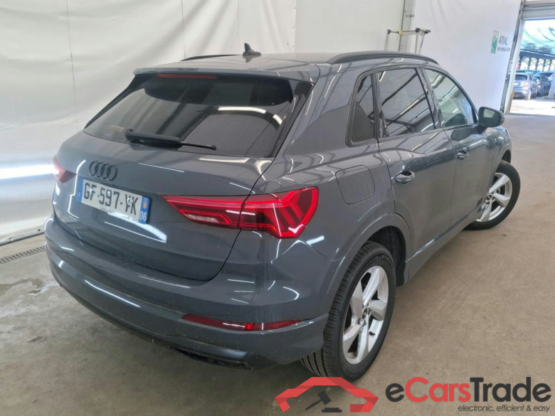 AUDI Q3 / 2018 / 5P / SUV 35 TFSI 150 MHEV S TRONIC DESIGN LUXE #5