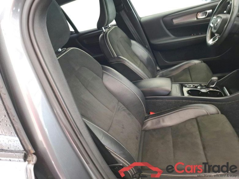 VOLVO XC40 5p SUV D3 150 Geartro 8 R-Design #6