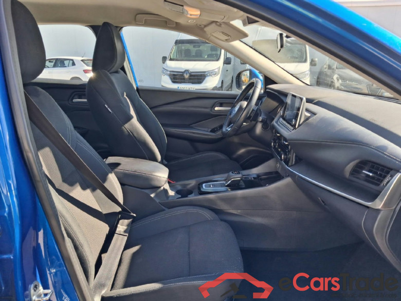 NISSAN QASHQAI / 2021 / 5P / todoterreno DIG-T 116kW (158CV) mHEV Xtronic Acenta #6
