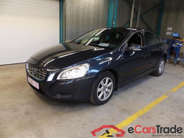 VOLVO S60 1.6 D DRIVE KINETIC START/STOP Navi Klima PCC... #1